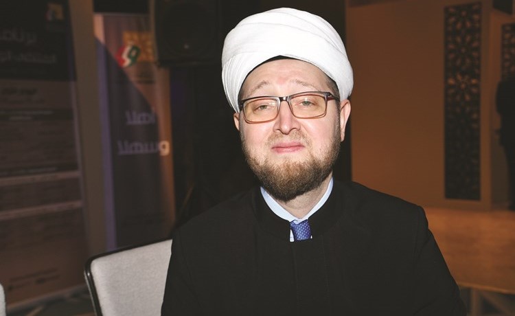 علاء الدين الدينوف لـ «الأنباء»: 2.5 مليون مسلم و4 مساجد فقط في موسكو