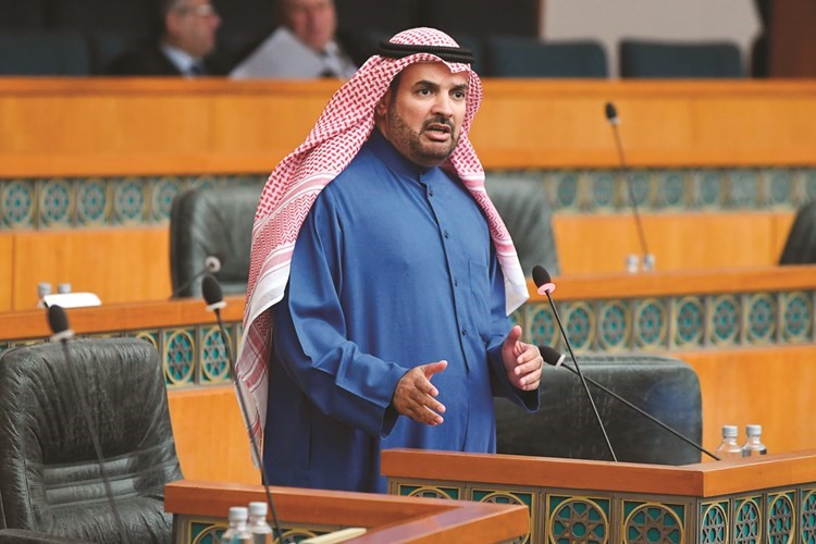 حمدان العازمي﻿