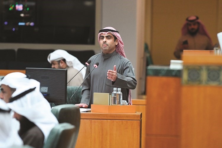 رياض العدساني﻿