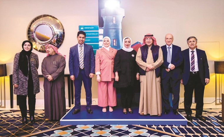 صورة جماعية للمشاركين في التجمع العلمي بمركز أسعد الحمد