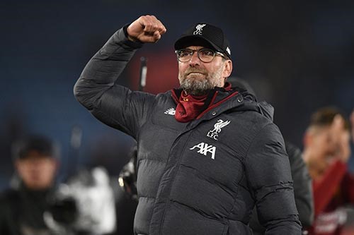 ليفربول يقسو على ليستر ويبتعد 13 نقطة في الصدارة