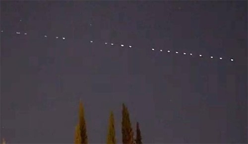 صور.. حقيقة الأضواء الغامضة التي شاهدها سكان شمال إيطاليا