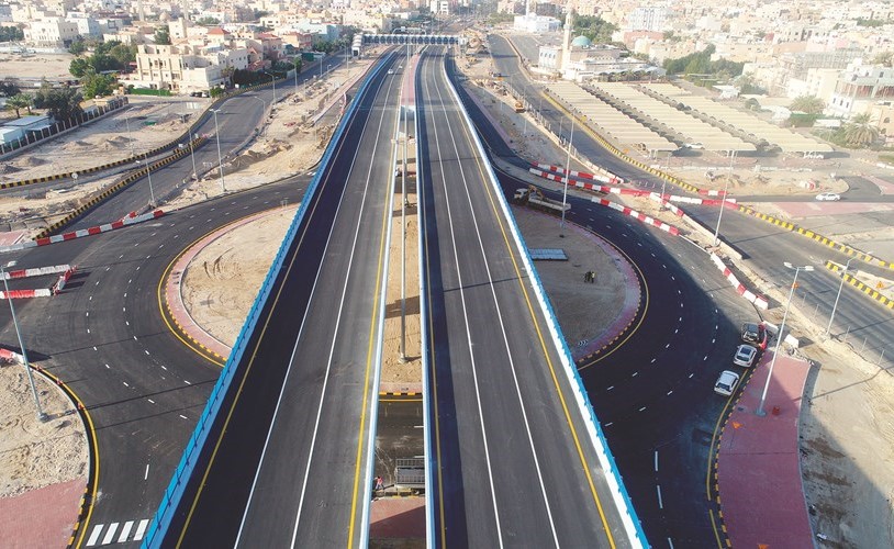 أحد الجسور العلوية ضمن المشروع﻿