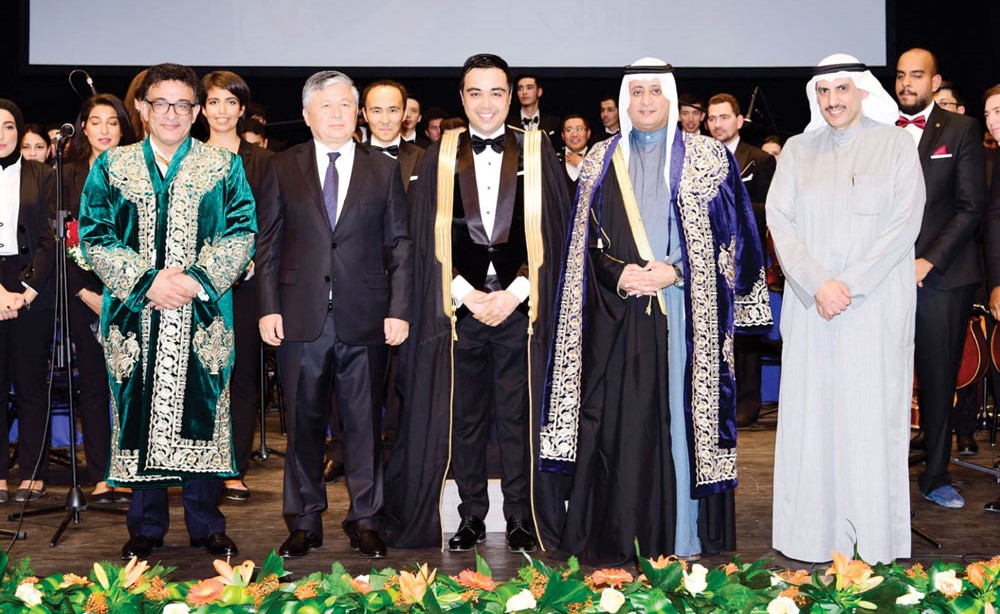  د.بدر الدويش والسفير الأوزبكي د.بهرمجان أعلايوف والموسيقار د.عامر جعفر والمايسترو كمال الدين اورنفاي