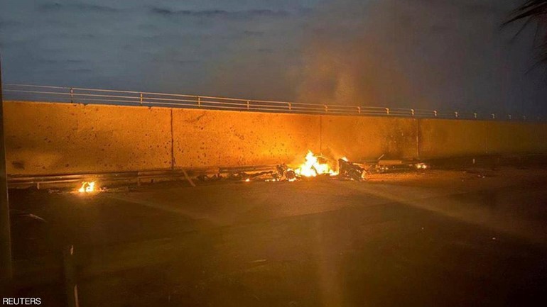 حشود في تشييع سليماني والمهندس ..بعد غارة ليلية جديدة والتحالف الدولي يقلص عملياته العسكرية في العراق