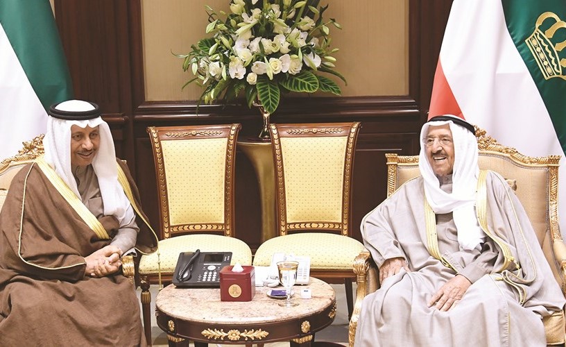 صاحب السمو الأمير الشيخ صباح الأحمد مستقبلا سمو الشيخ جابر المبارك