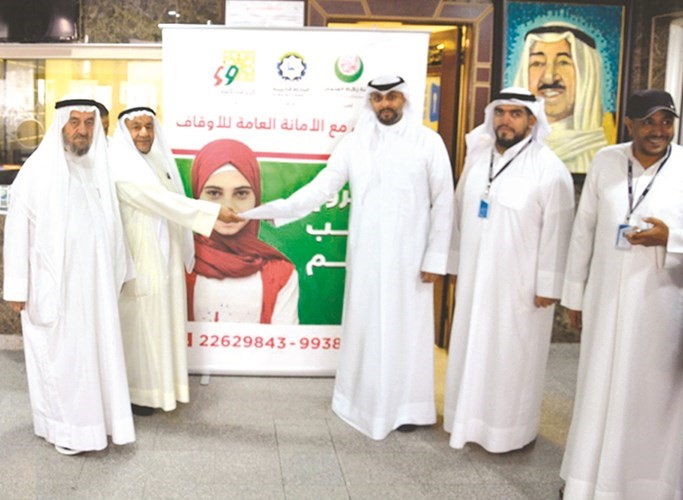 ايصال المساعدات يدا بيد للمدارس