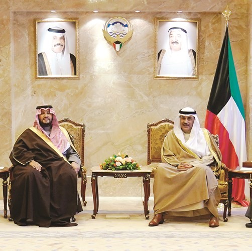 سمو الشيخ صباح الخالد مستقبلا صاحب السمو الملكي الأمير تركي بن محمد بن فهد