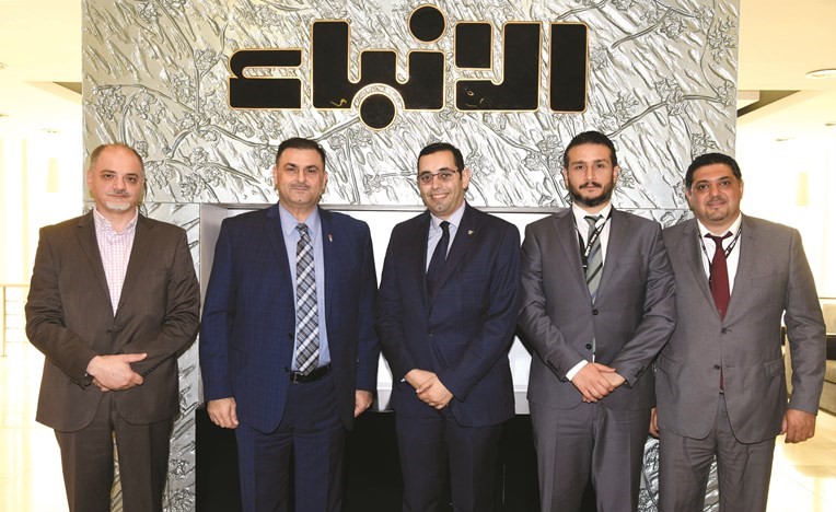 فواز نعمان من كورت يارد ماريوت يهنئ الأنباء في عيدها