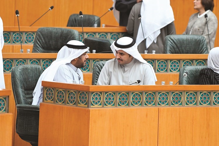 ناصر الدوسري والشيخ احمد المنصور