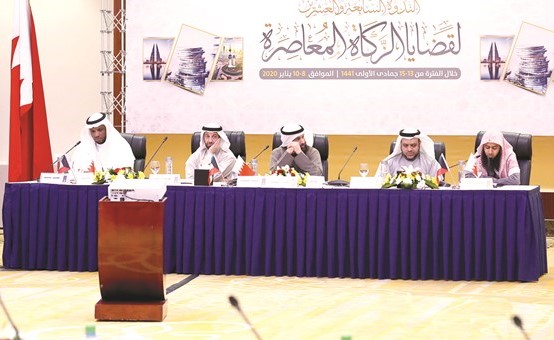 جانب من المشاركين في الندوة