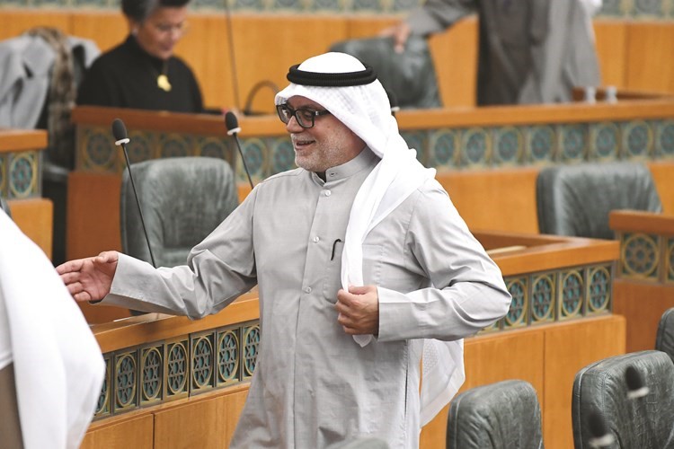 صلاح خورشيد﻿