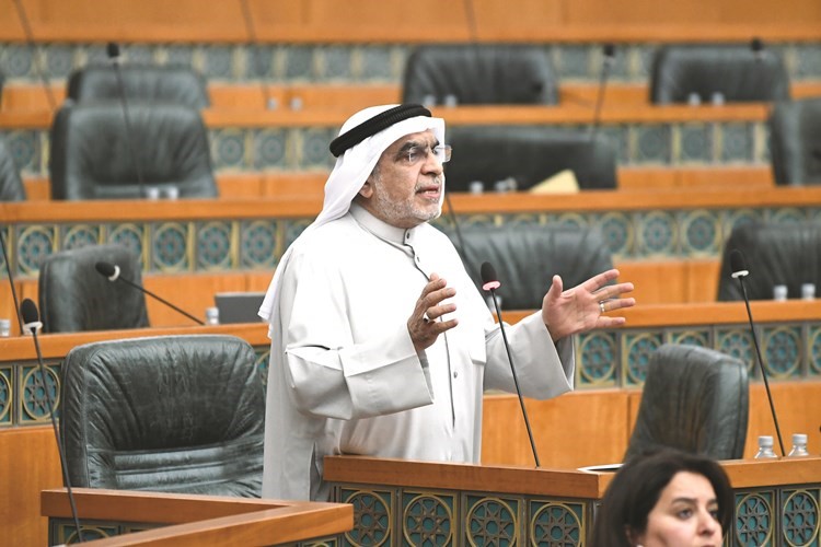 عدنان عبدالصمد﻿