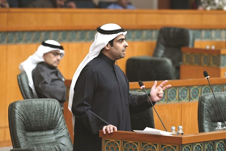 رياض العدساني﻿