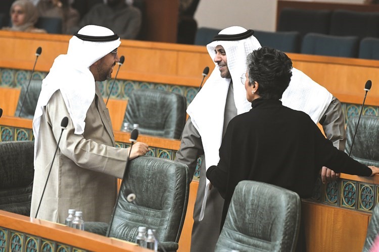 صفاء الهاشم ومحمد الجبري وأسامة الشاهين﻿