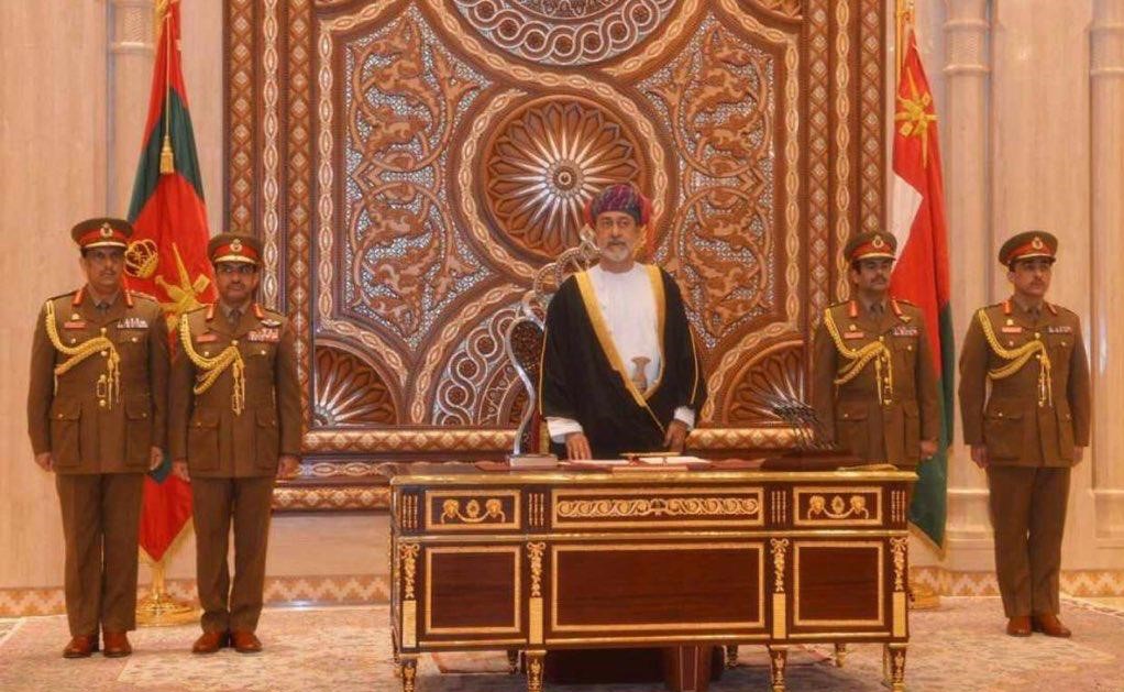 بالفيديو..هيثم بن طارق يتعهد بمواصلة سياسة "عدم التدخل" التي انتهجها السلطان قابوس بن سعيد