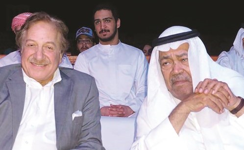 الفنان القدير سعد الفرج والفنان القدير محمد المنصور في مناسبة سابقة