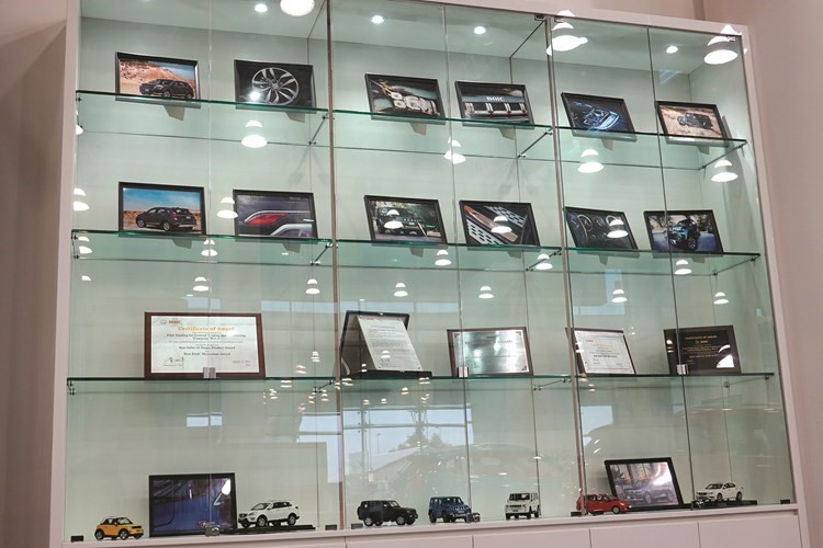 «التجارية الأولى» تفتتح معرضاً جديداً لسيارات «BAIC» في مجمع التلال