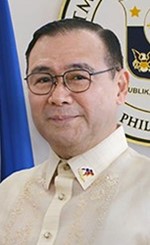 الوزير الفلبيني تيودورو لوكسين