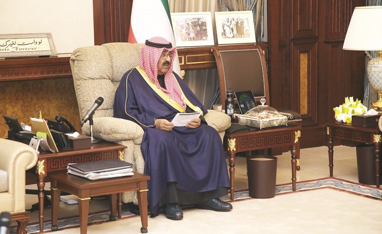الشيخ مشعل الأحمد يلقي كلمته في اللقاء