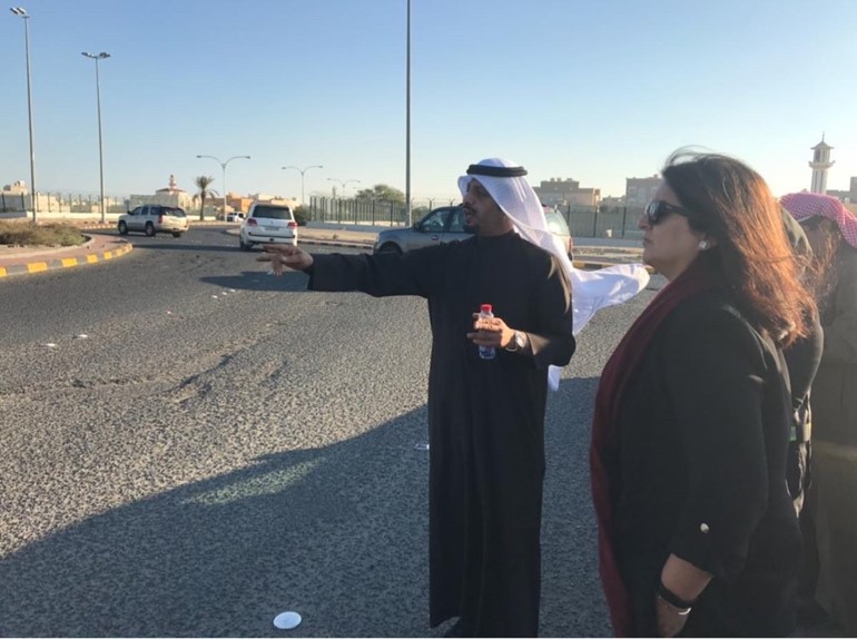 ماجد المطيري: الوزيرة الفارس وعدت باستعجال صيانة شوارع الرقة والصباحية