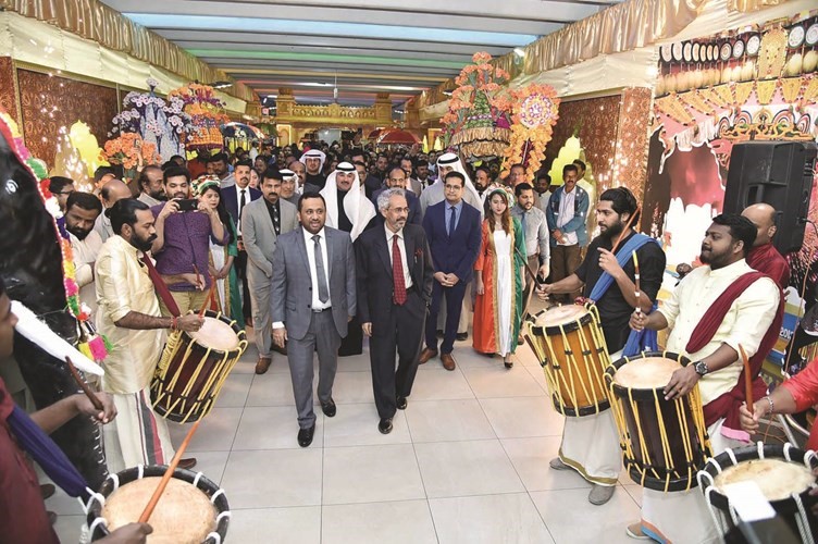 جولة في مهرجان India Utsav 2020 في لولو هايبر ماركت