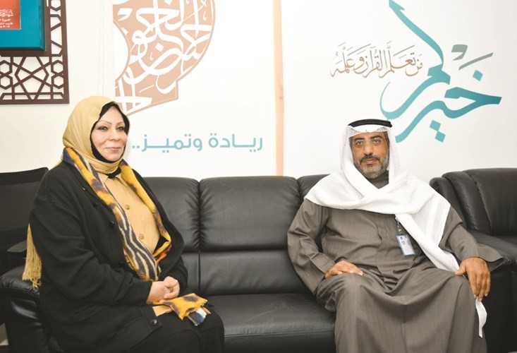بدر الفيلكاوي يتحدث للزميلة ليلى الشافعي