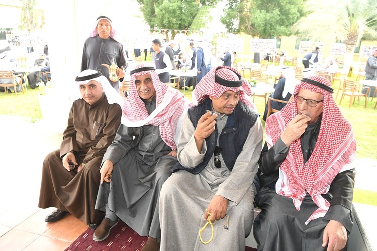 حمد المطر وعبدالعزيز المشاري وفيصل الحساوي