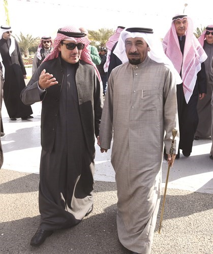 الشيخ علي الجابر مستقبلا الشيخ د.أحمد ناصر المحمد