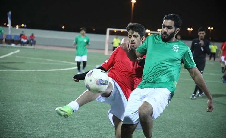منافسة قوية في انطلاق البطولة 	(ريليش كومار)