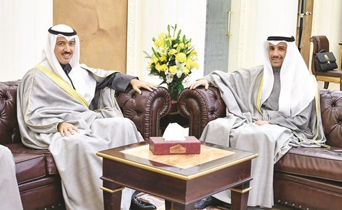 رئيس مجلس الأمة مرزوق الغانم مستقبلا رئيس الاتحاد الكويتي للتنس