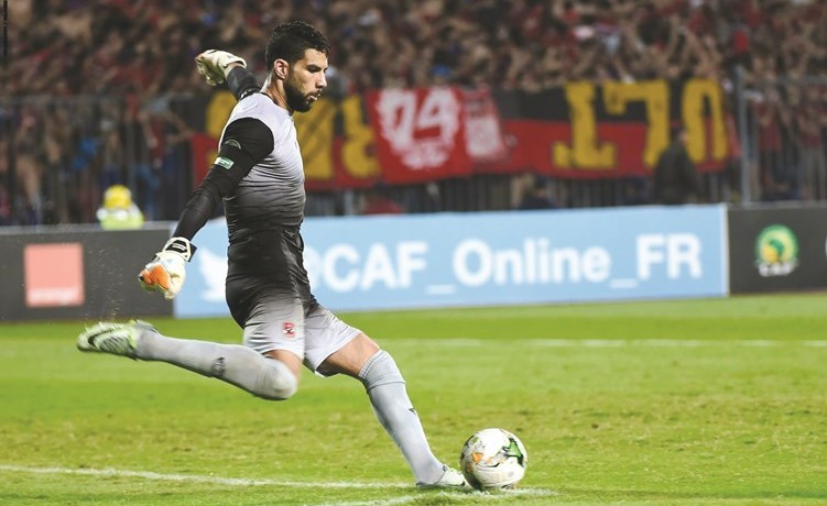 الأهلي يشتكي لـ «كاف».. وإكرامي يعلن الرحيل