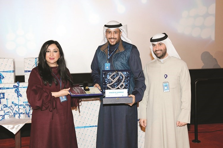 «برقان» يُكرّم الفروع والموظفين المتميزين
