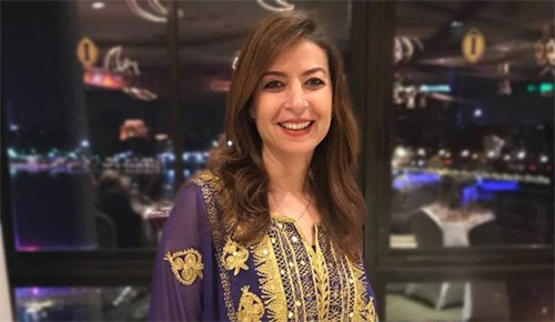 فيديو.. منال سلامة "سعيدة" بشائعة وفاتها