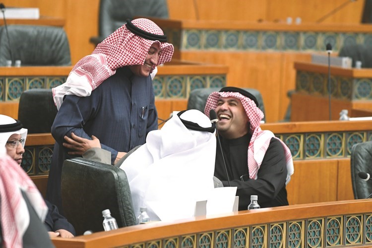 أنس الصالح وعسكر العنزي في ابتسامة مشتركة