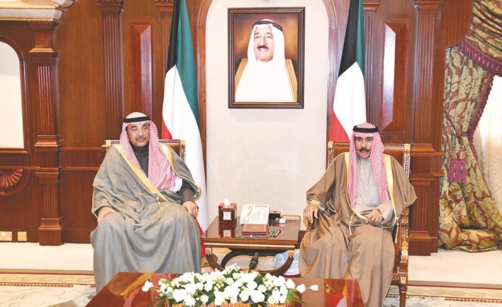 سمو ولي العهد الشيخ نواف الأحمد مستقبلا سمو رئيس مجلس الوزراء الشيخ صباح الخالد