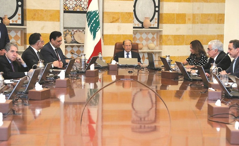 الرئيس العماد ميشال عون مترئسا جلسة مجلس الوزراء وإقرار البيان الوزاري بصيغته النهائية	 (محمود الطويل)