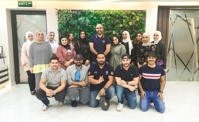 لقطة جماعية لفريق سواعد الخليج