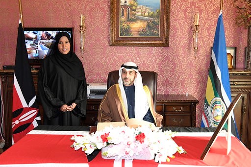 محمد العبدالله ينقل تعازي الأمير بوفاة رئيس كينيا الأسبق