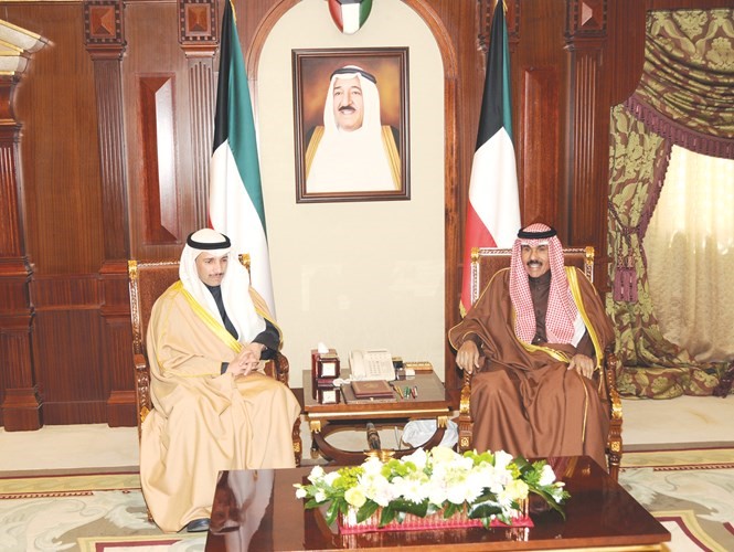 سمو ولي العهد مستقبلا رئيس مجلس الأمة مرزوق الغانم