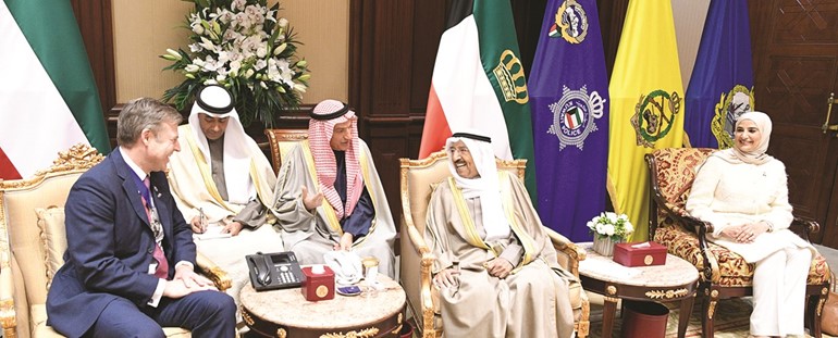  صاحب السمو الأمير خلال استقباله عمدة الحي المالي في لندن