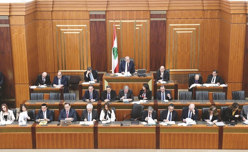 رئيس مجلس النواب نبيه بري مترئسا جلسة مناقشة البيان الوزاري ومنح الثقة للحكومة	(محمود الطويل)