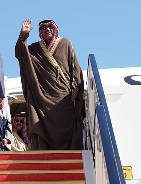سمو رئيس مجلس الوزراء الشيخ جابر المبارك لدى مغادرته البلاد إلى ألمانيا 