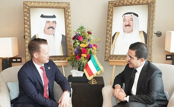 الشيخ د.أحمد ناصر المحمد خلال لقائه مع نظيره الدنماركي