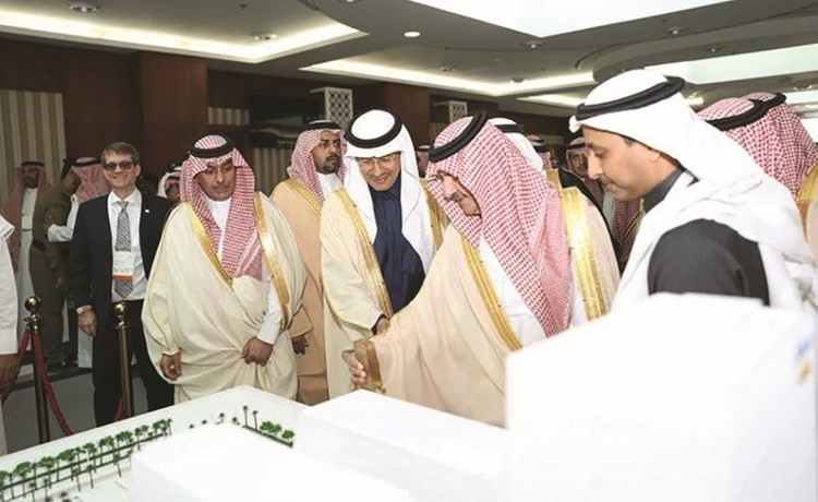 وزير الطاقة السعودي صاحب السمو الملكي الأمير عبدالعزيز بن سلمان خلال الفعاليات