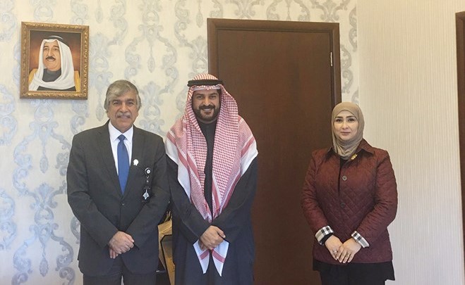 العنزي متوسطا الأنصاري والردعا ن