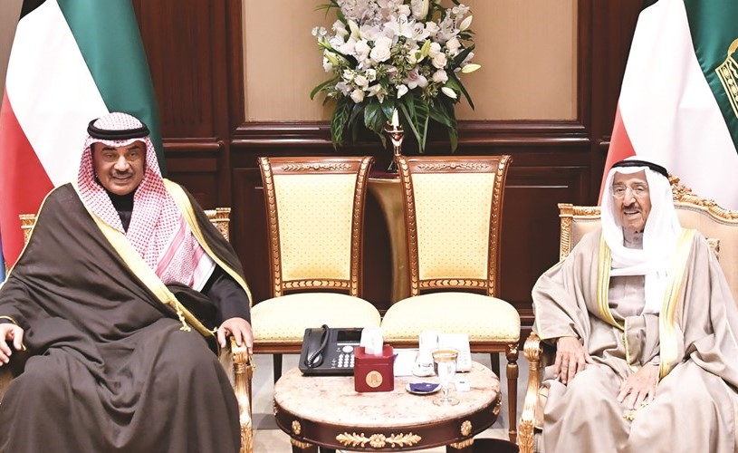 صاحب السمو الأمير الشيخ صباح الأحمد مستقبلا سمو الشيخ صباح الخالد