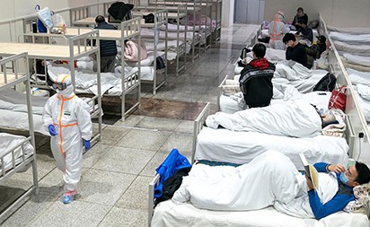 دراسة : فيروس كورونا يشبه الإنفلونزا في انتشاره أكثر من "سارس"