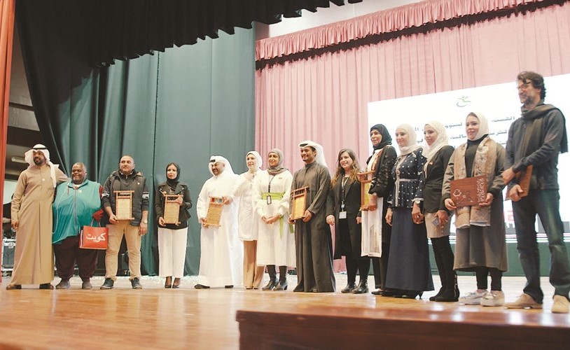 تكريم زين على مشاركتها