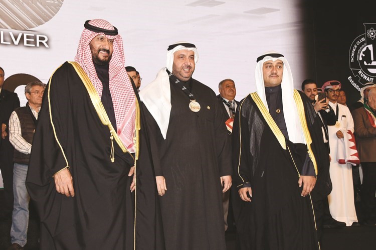 تكريم نبيل الكندري